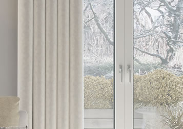 28/01/2023-Why Choose Curtains For BiFold Doors | 247 Blog